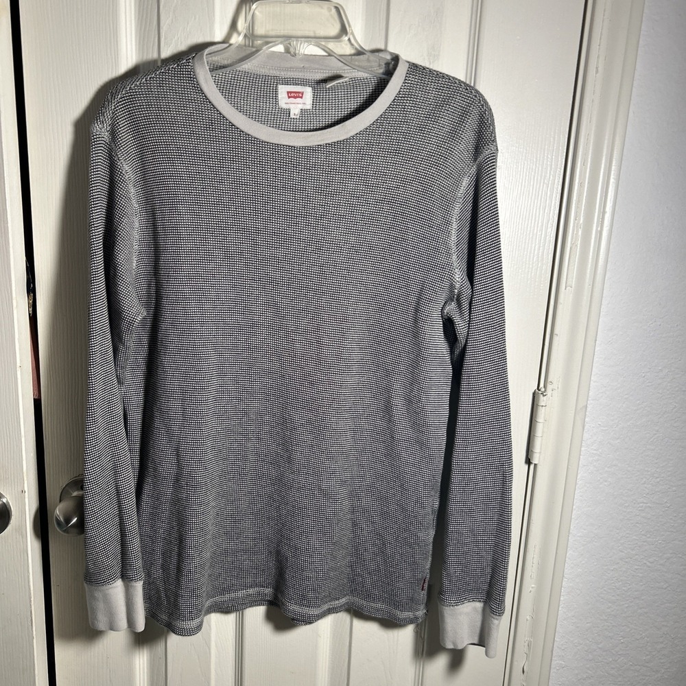 VTG Levis Long Sleeve Waffle Thermal Mens Size S‎ Regular Pullover Shirt